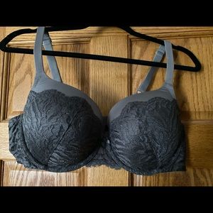 Torrid bra 40D